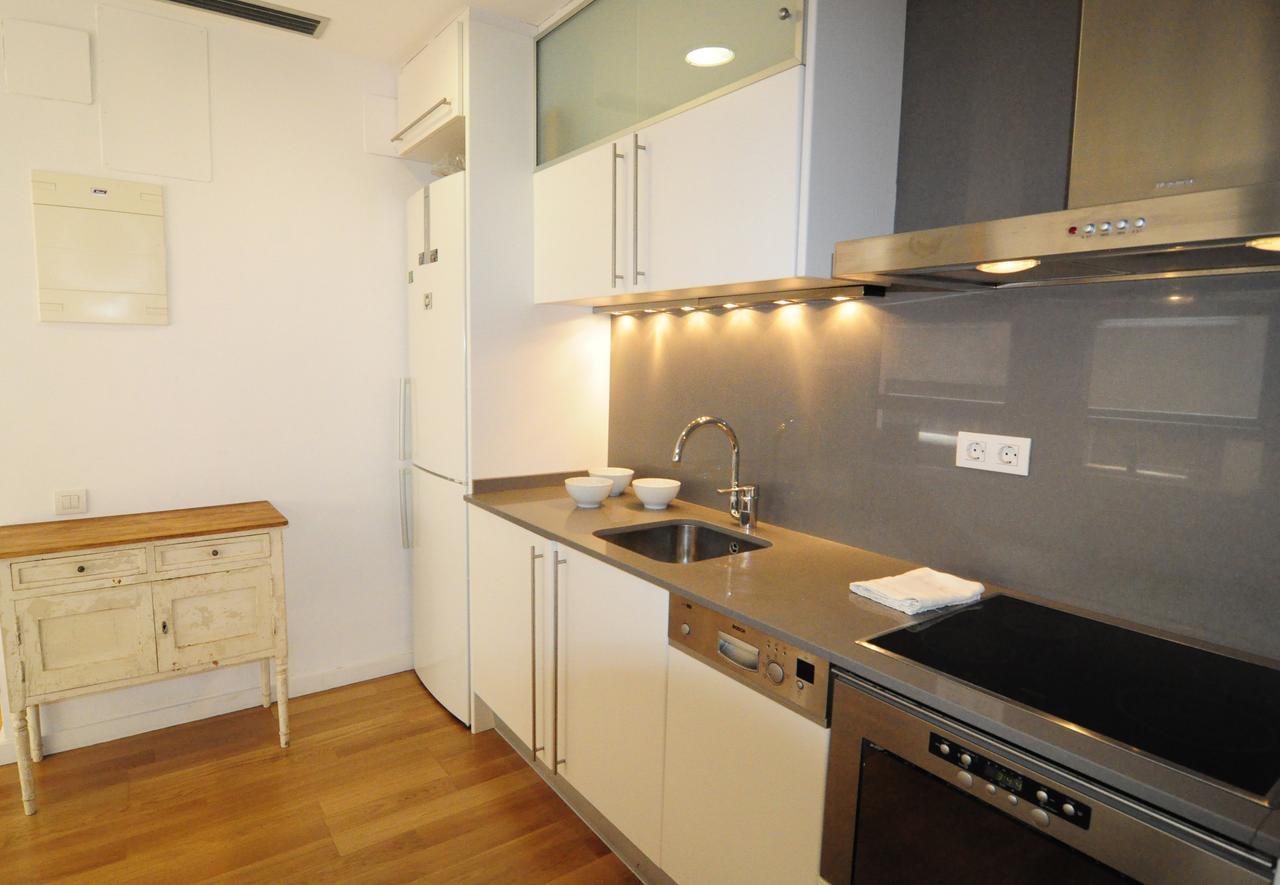 Rentbcn Gracia Deluxe Apartment บาร์เซโลนา ภายนอก รูปภาพ